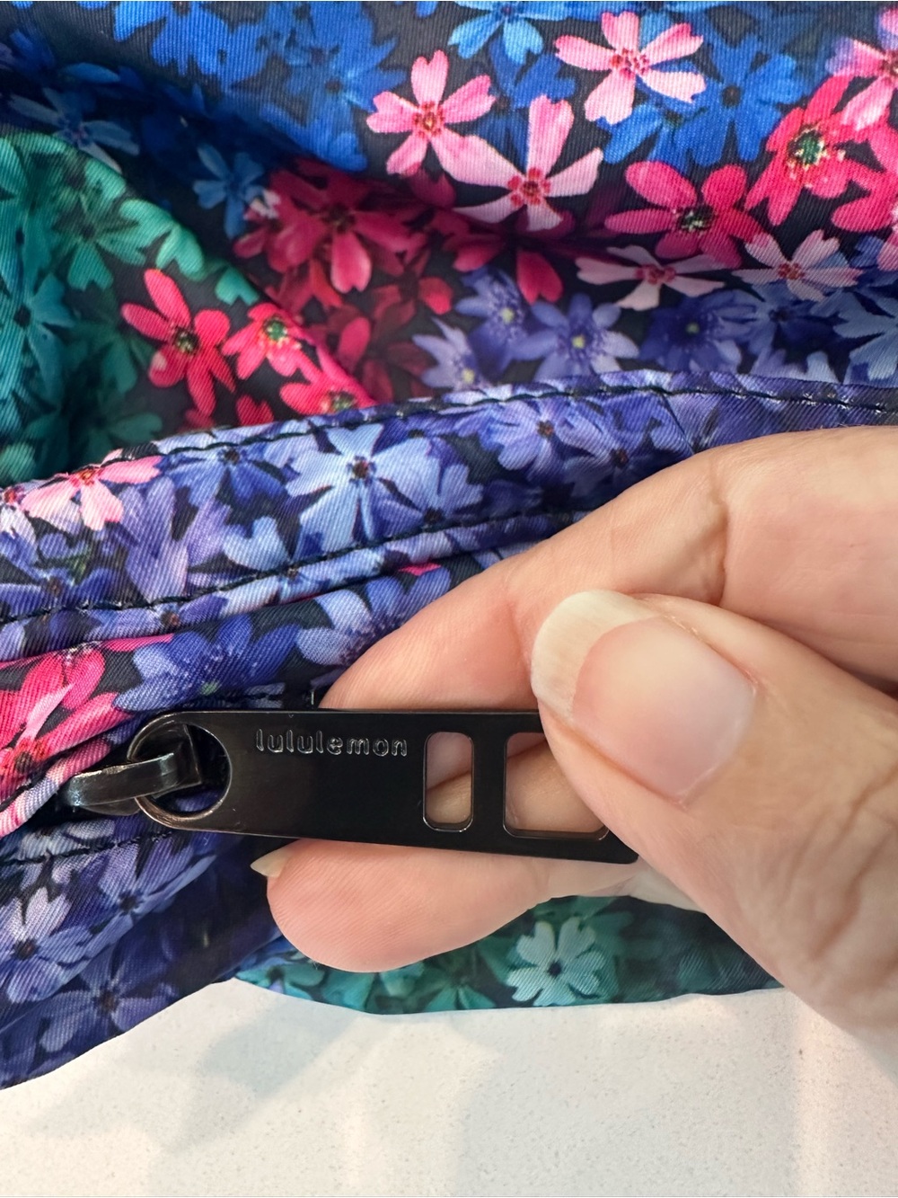 Lululemon You Are a Yoga Warrior Floral Mat Carrier - Picture 5 of 5